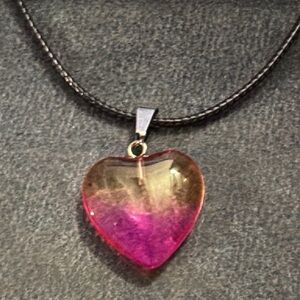 💎2/$15💎Aura Quartz Heart Pendant Necklace